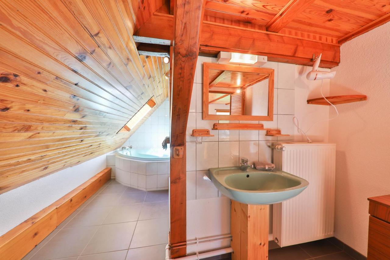 Spacieux Et Confortables Gites A Proximite Randonnees, Lacs, Ski Nature Sondernach Exterior foto